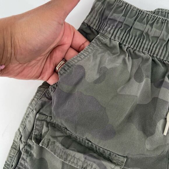Cat & Jack Boys Camo Cargo Shorts Size S (6/7) Pull-On Drawstring Knee Length - Picture 3 of 10
